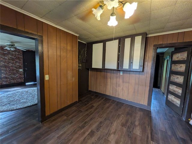 405 S Skaggs Road, Clarksville, AR 72830