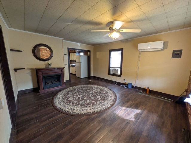 405 S Skaggs Road, Clarksville, AR 72830