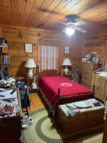 57 Laurel Lane, Ellijay, GA 30536
