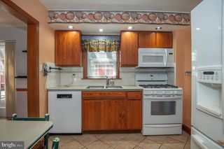 16 RICHARD AVE, Wilmington, DE 19805