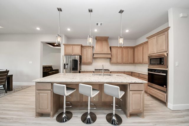 10015 Crescent Wood Drive, Missouri City, TX 77459