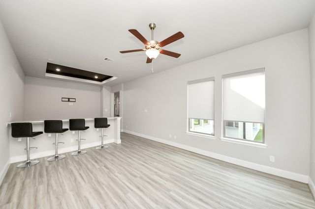 10015 Crescent Wood Drive, Missouri City, TX 77459