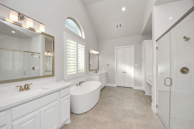 10015 Crescent Wood Drive, Missouri City, TX 77459