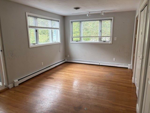 26 Red Barn Rd, Wayland, MA 01778