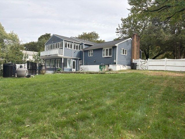 26 Red Barn Rd, Wayland, MA 01778
