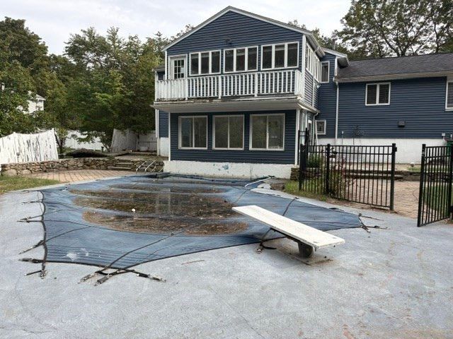 26 Red Barn Rd, Wayland, MA 01778