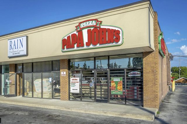 2642 Broad Street, Chattanooga, TN 37408