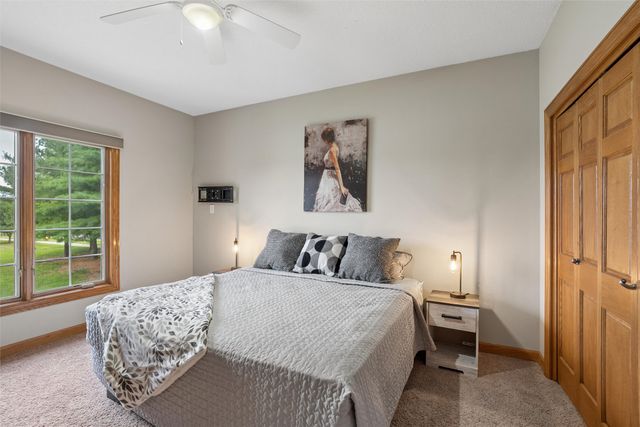14201 Briarwood Lane, Urbandale, IA 50323