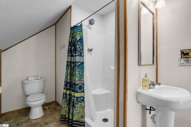 130 Green Briar Circle, Salem, SC 29676