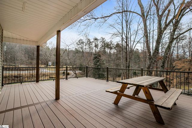 130 Green Briar Circle, Salem, SC 29676