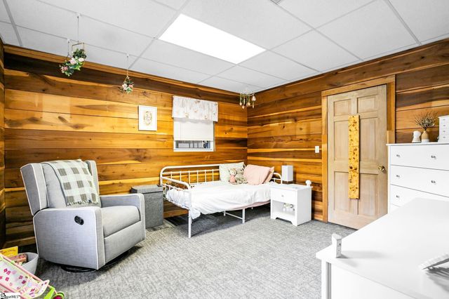 130 Green Briar Circle, Salem, SC 29676