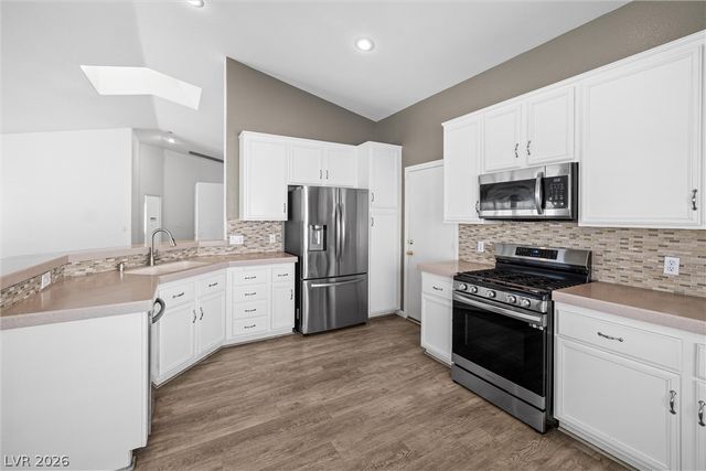 9886 Masked Duck Avenue, Las Vegas, NV 89117
