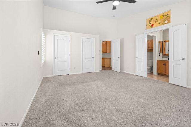 9886 Masked Duck Avenue, Las Vegas, NV 89117