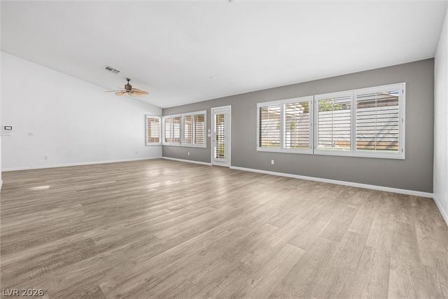 9886 Masked Duck Avenue, Las Vegas, NV 89117