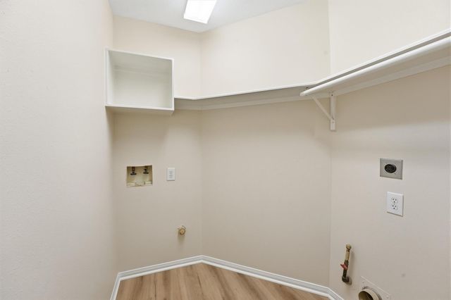 1279 Ocean Manor Lane, League City, TX 77573