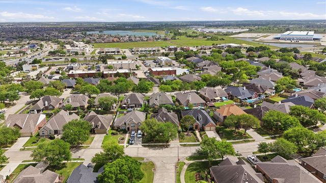 1279 Ocean Manor Lane, League City, TX 77573