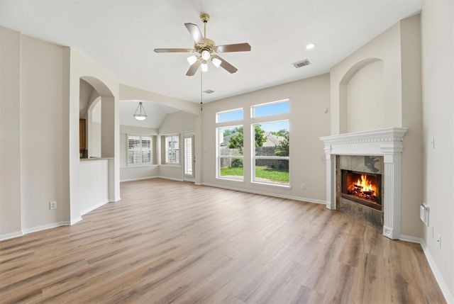 1279 Ocean Manor Lane, League City, TX 77573