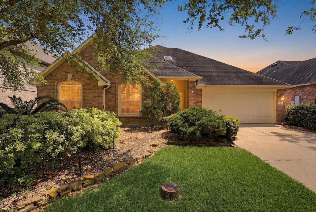 1279 Ocean Manor Lane, League City, TX 77573