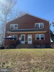 340-342A SOUTH AVE, Norwood, PA 19074