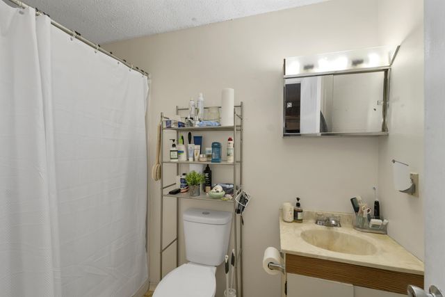 353 Lita Lane, Newmarket, NH 03857