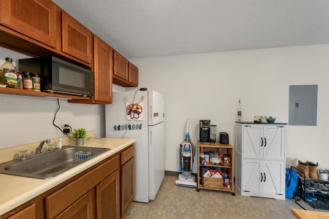 353 Lita Lane, Newmarket, NH 03857