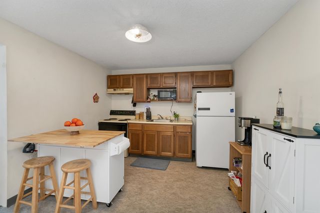 353 Lita Lane, Newmarket, NH 03857