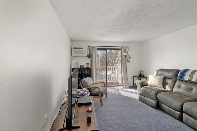 353 Lita Lane, Newmarket, NH 03857