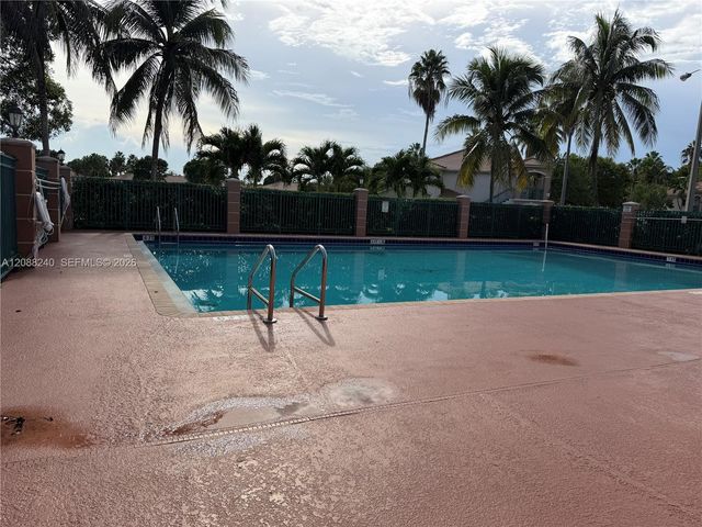 2910 SE 13th Road 104-44, Homestead, FL 33035
