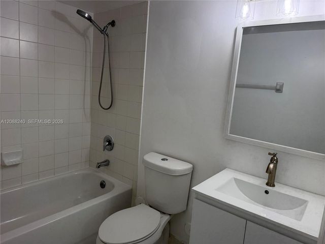 2910 SE 13th Road 104-44, Homestead, FL 33035