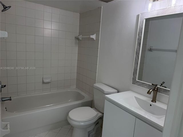 2910 SE 13th Road 104-44, Homestead, FL 33035
