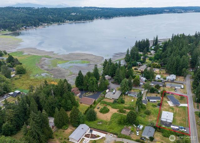 5207 Erlands Point Road NW, Bremerton, WA 98312
