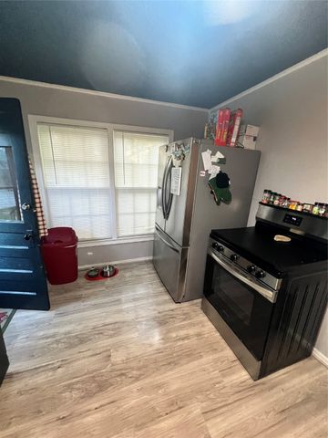 2113 4th Street, Brownwood, TX 76801