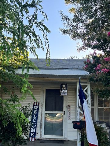 2113 4th Street, Brownwood, TX 76801