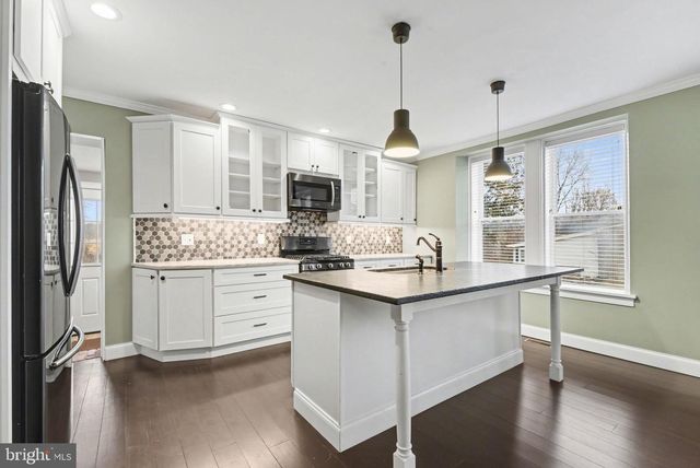 21 ZEIGLER MILL RD, Gettysburg, PA 17325