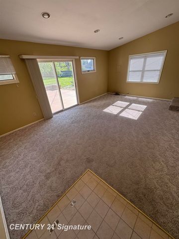 4095 Shattuck Road, Saginaw, MI 48603