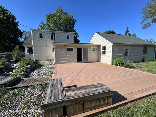 4095 Shattuck Road, Saginaw, MI 48603