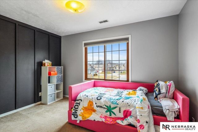 7911 S 151 Avenue Circle, Omaha, NE 68138