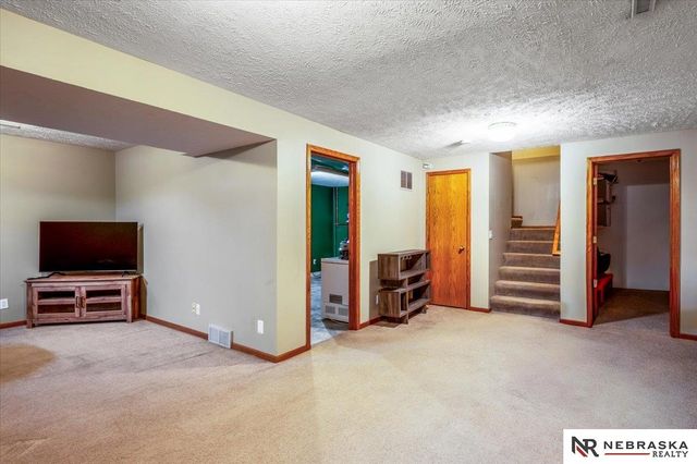 7911 S 151 Avenue Circle, Omaha, NE 68138