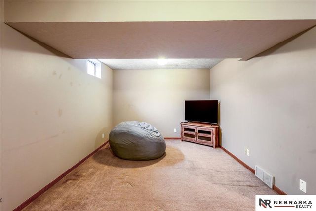 7911 S 151 Avenue Circle, Omaha, NE 68138