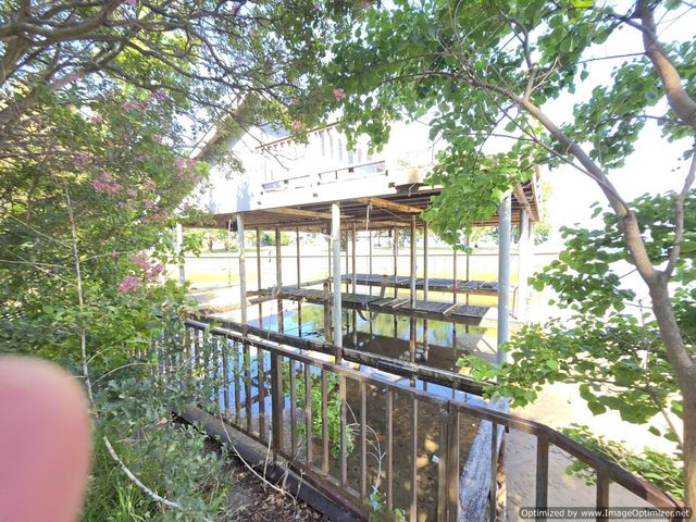 100 Hilltop Drive, Trinidad, TX 75163