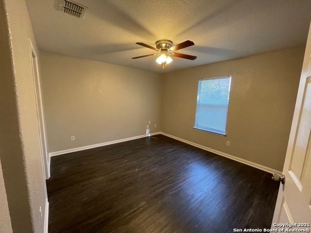 5730 BUTCH CYN, San Antonio, TX 78252