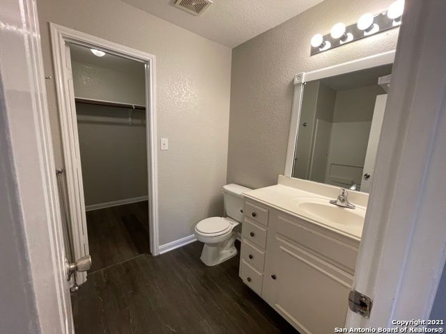 5730 BUTCH CYN, San Antonio, TX 78252
