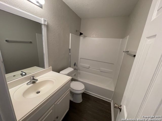 5730 BUTCH CYN, San Antonio, TX 78252