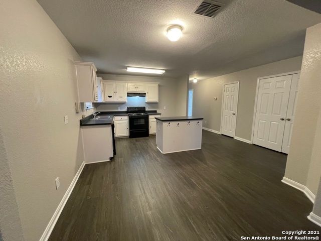 5730 BUTCH CYN, San Antonio, TX 78252