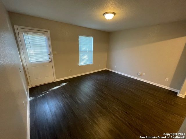 5730 BUTCH CYN, San Antonio, TX 78252