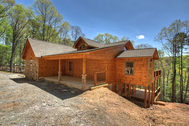 394 Blackberry Circle, Ellijay, GA 30536