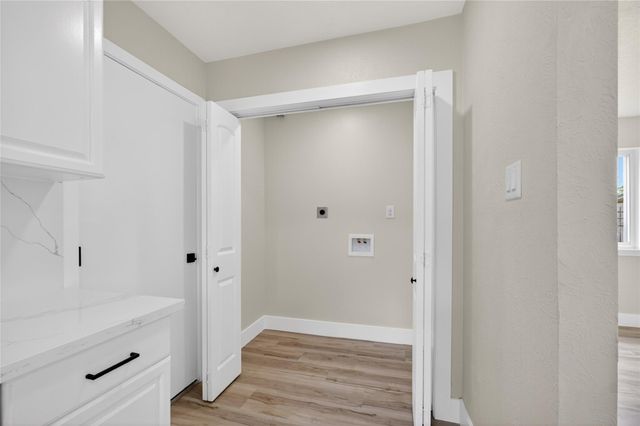 7807 Swallow Park Dr, Humble, TX 77396