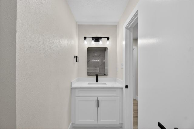 7807 Swallow Park Dr, Humble, TX 77396