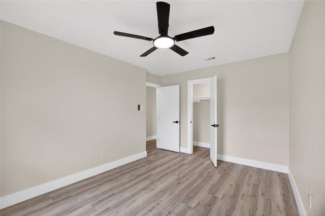 7807 Swallow Park Dr, Humble, TX 77396