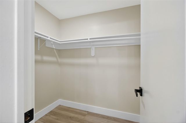 7807 Swallow Park Dr, Humble, TX 77396